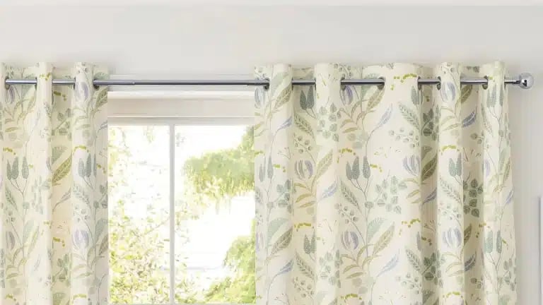 curtain rail