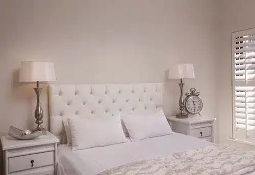 5 Reasons Why Headboards Are Essential for Your Bedroom 7 diamondbuttons