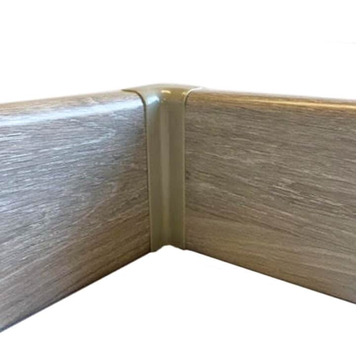 Internal Corner PVC Skirting Joiner - Daytona Light Oak
