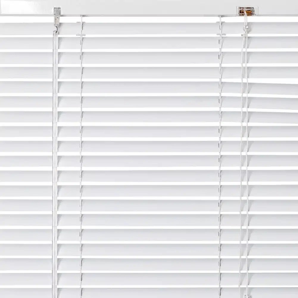 25mm Aluminium Venetian Blind - White - Image 3