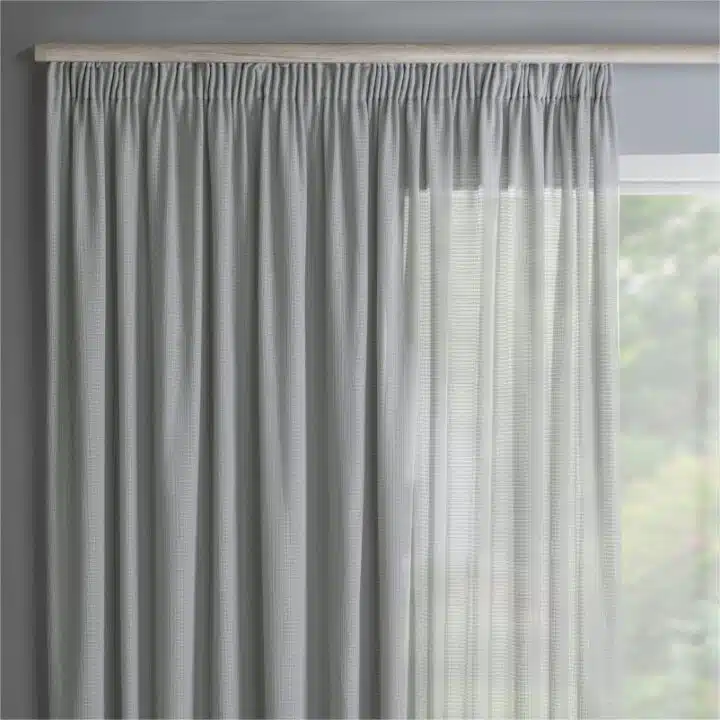 Stuart Graham Victoria - Taped Curtain - Image 3